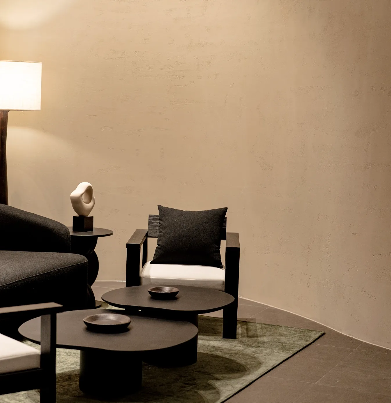 THE FINE Interior 3
